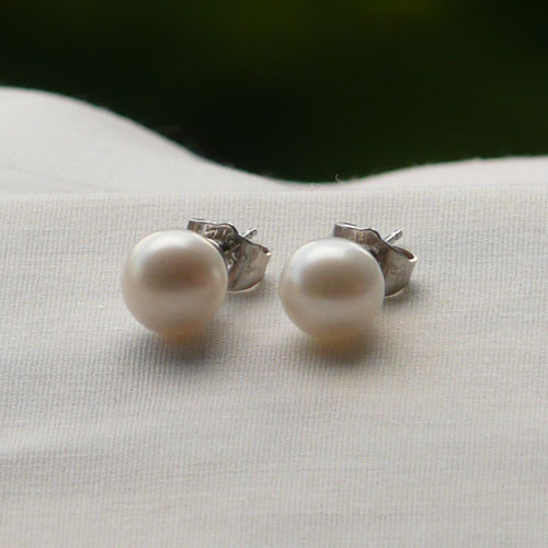 Image Detail - White Pearl Earrings (large)