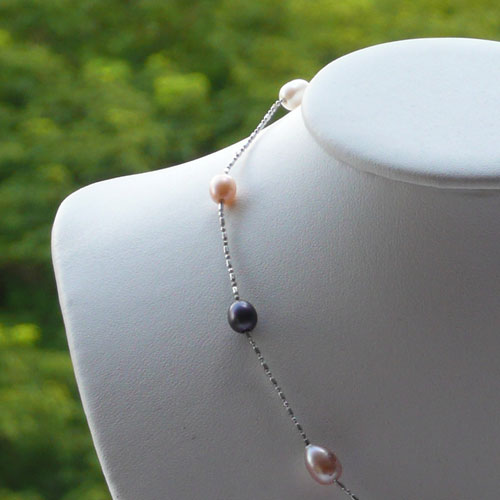 Image Detail - Short Floating Pearl Necklace