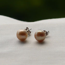 Gold Pearl Earrings (large)