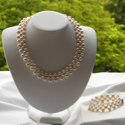 Flat White Pearl Necklace/Bracelet Set